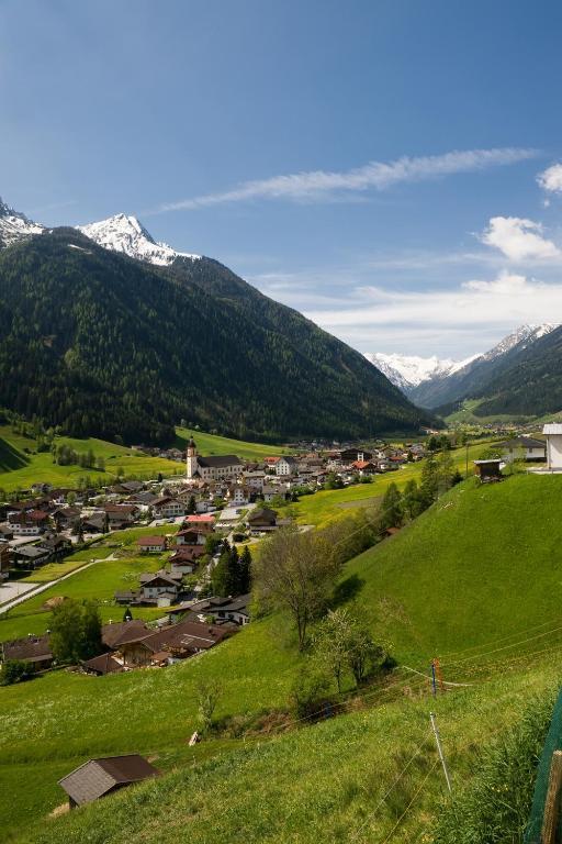 Pension Bergwelt Нойштіфт-ім-Штубайталь Екстер'єр фото